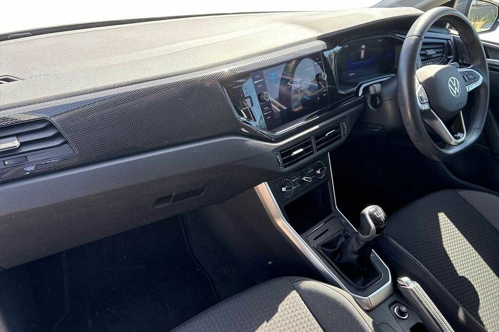 Volkswagen Polo 1.0 Tsi Life HT73PNN Grey #2