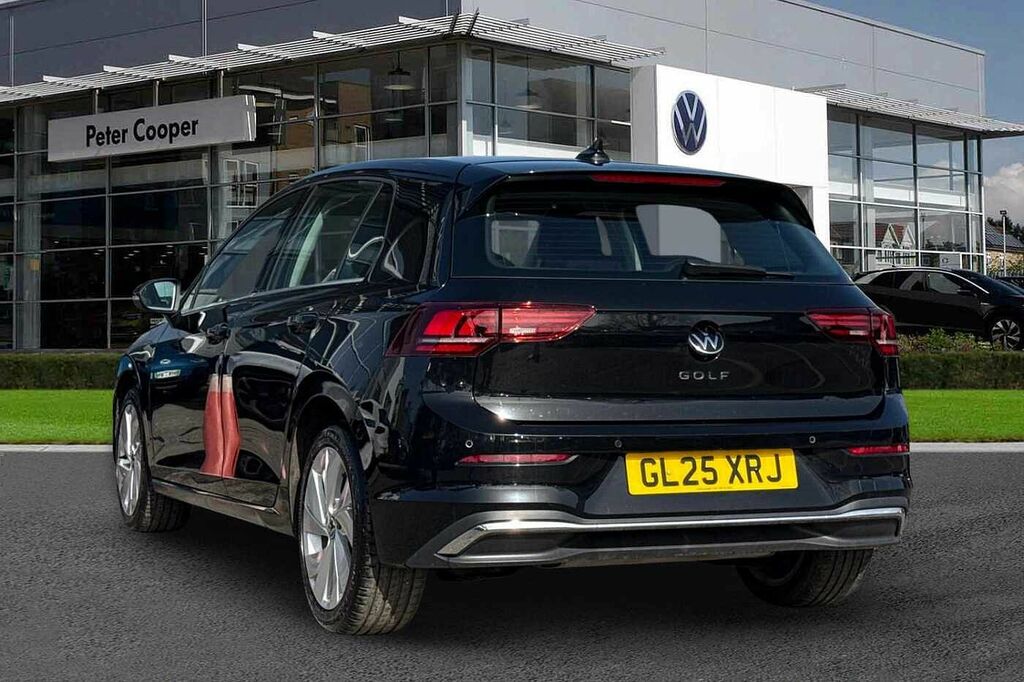 Volkswagen Golf 1.5 Tsi 150 Style GL25XRJ Black #3