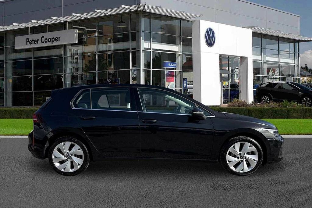 Volkswagen Golf 1.5 Tsi 150 Style GL25XRJ Black #4