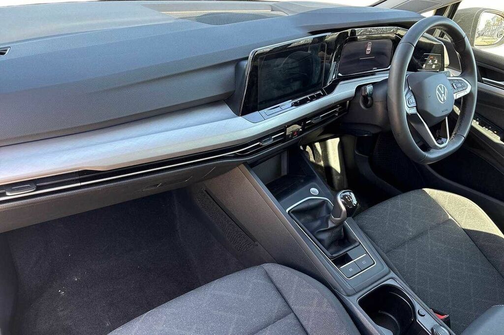 Volkswagen Golf 1.5 Tsi Life YL73AUF Grey #2
