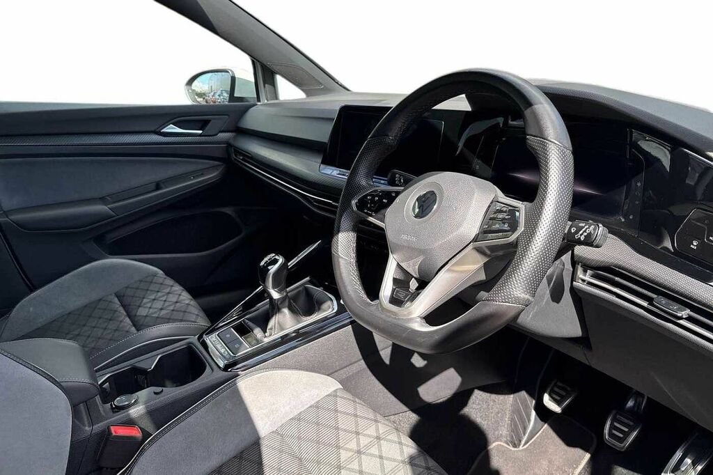 Volkswagen Golf 1.5 Tsi R-line ND72VKJ White #6
