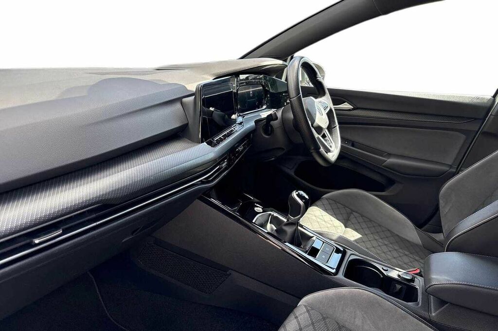 Volkswagen Golf 1.5 Tsi R-line ND72VKJ White #2