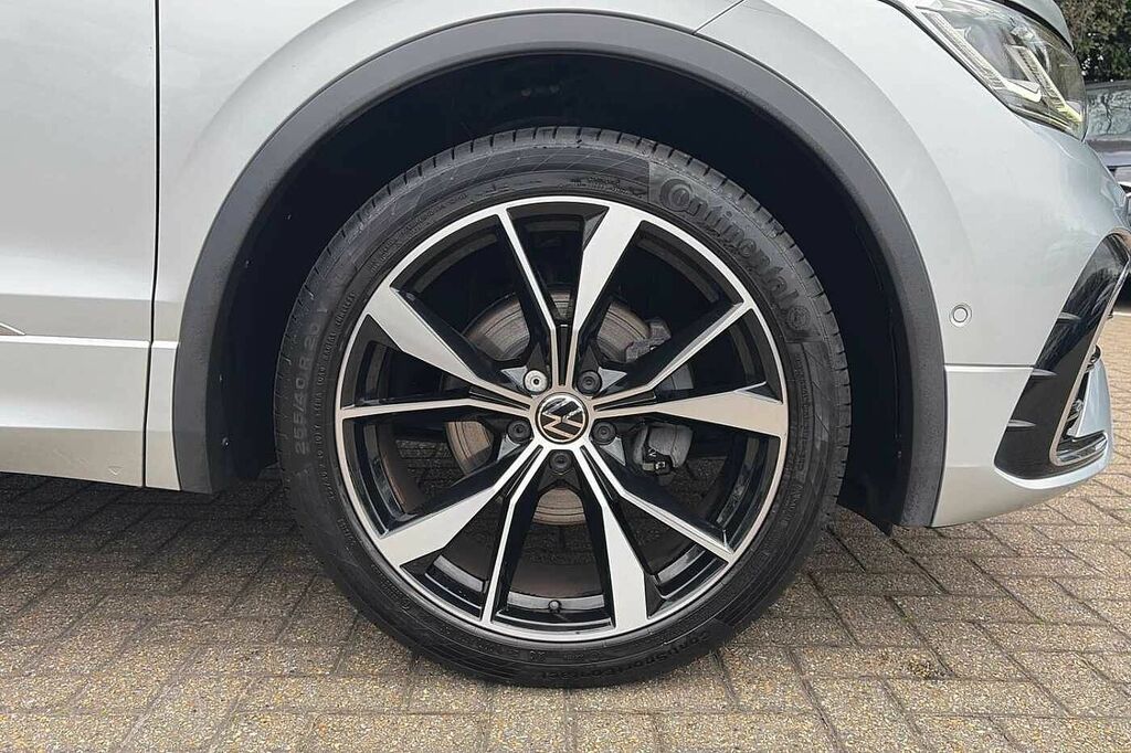 Volkswagen Tiguan 1.5 Tsi 150 R-line Dsg Space Saver Easy Op HN22GUW Silver #5