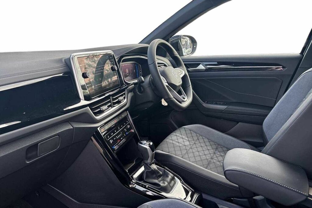 Volkswagen T-Roc 1.5 Tsi R-line Dsg HY75FOC Black #2