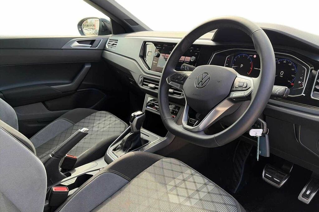 Volkswagen Taigo 1.5 Tsi 150 Black Edition Dsg DE75GRX Grey #6