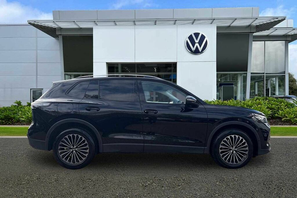 Volkswagen Tiguan 2.0 Tdi Match Dsg Folding Towbar HY74MZT Black #4