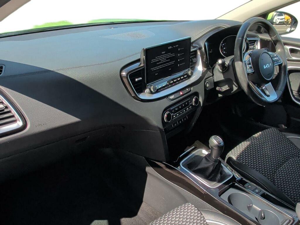 Kia Xceed 1.5 T-gdi Isg 3 HV24LKK Green #2