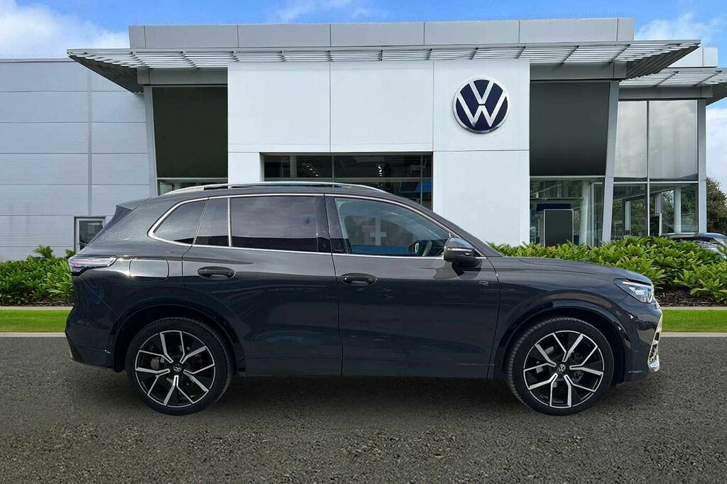Volkswagen Tiguan 1.5 Etsi 150 R-line Dsg HN25DYW Grey #4