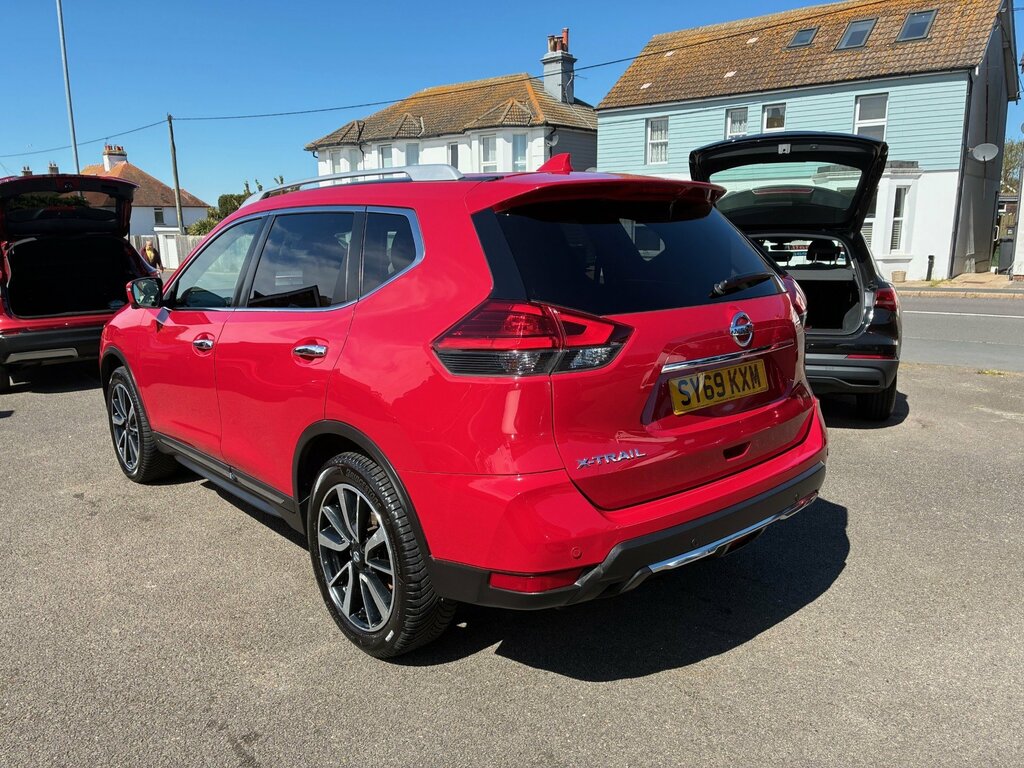 Nissan X-Trail 4Wd Euro 6 1.7 7 Str Dci Tekna Suv Cvt SY69KXM Red #3