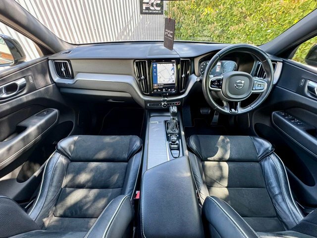 Volvo XC60 2019 2.0 D4 R-design Suv Awd Euro AW19EYZ Grey #3