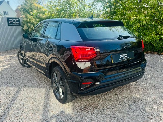 Audi Q2 2021 2.0 Tdi 35 S Line Suv S Tronic Qua GF21KDO Black #2