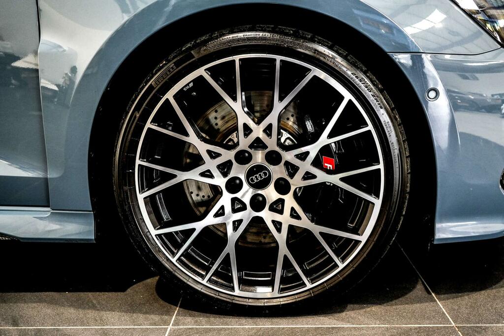 Audi RS3 2.5 Tfsi Carbon Vorsprung Sportback S Tronic Quatt Grey #4