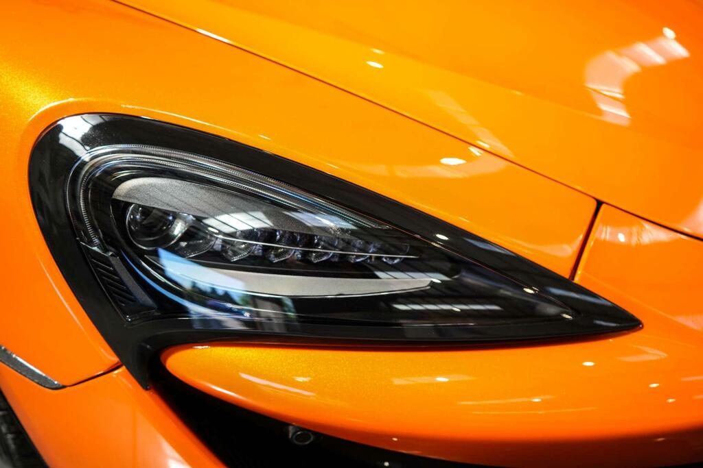 McLaren 570S V8 Ssg Silver #12