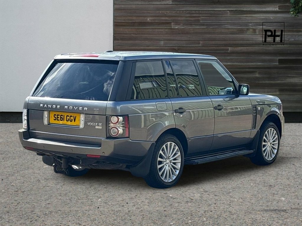 Land Rover Range Rover 4.4L Vogue Se SE61GGV Grey #3