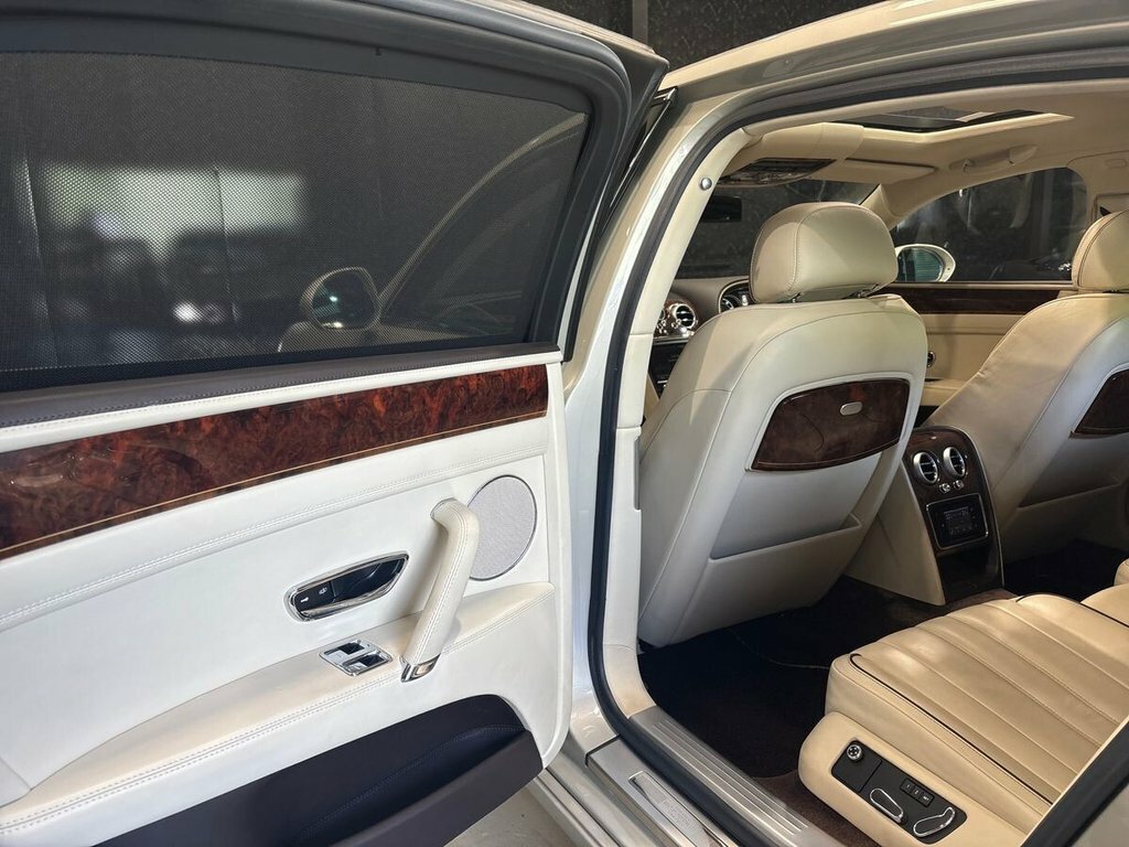 Bentley Flying Spur Petrol #34