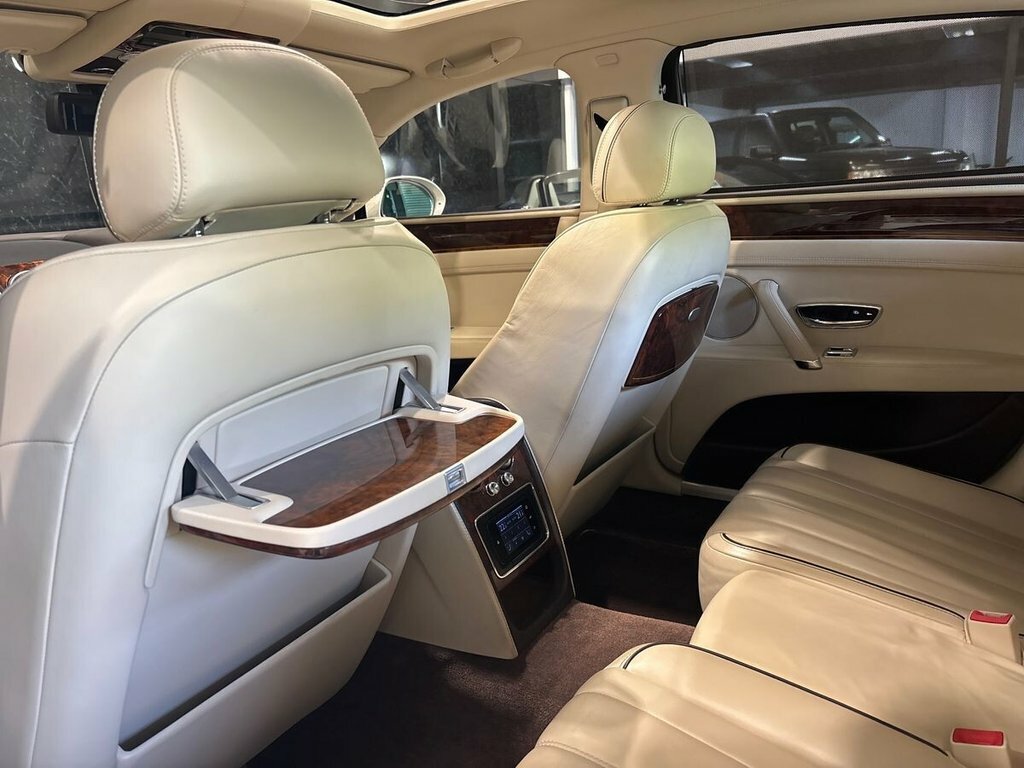 Bentley Flying Spur Petrol #31