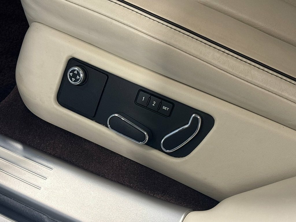 Bentley Flying Spur Petrol #32