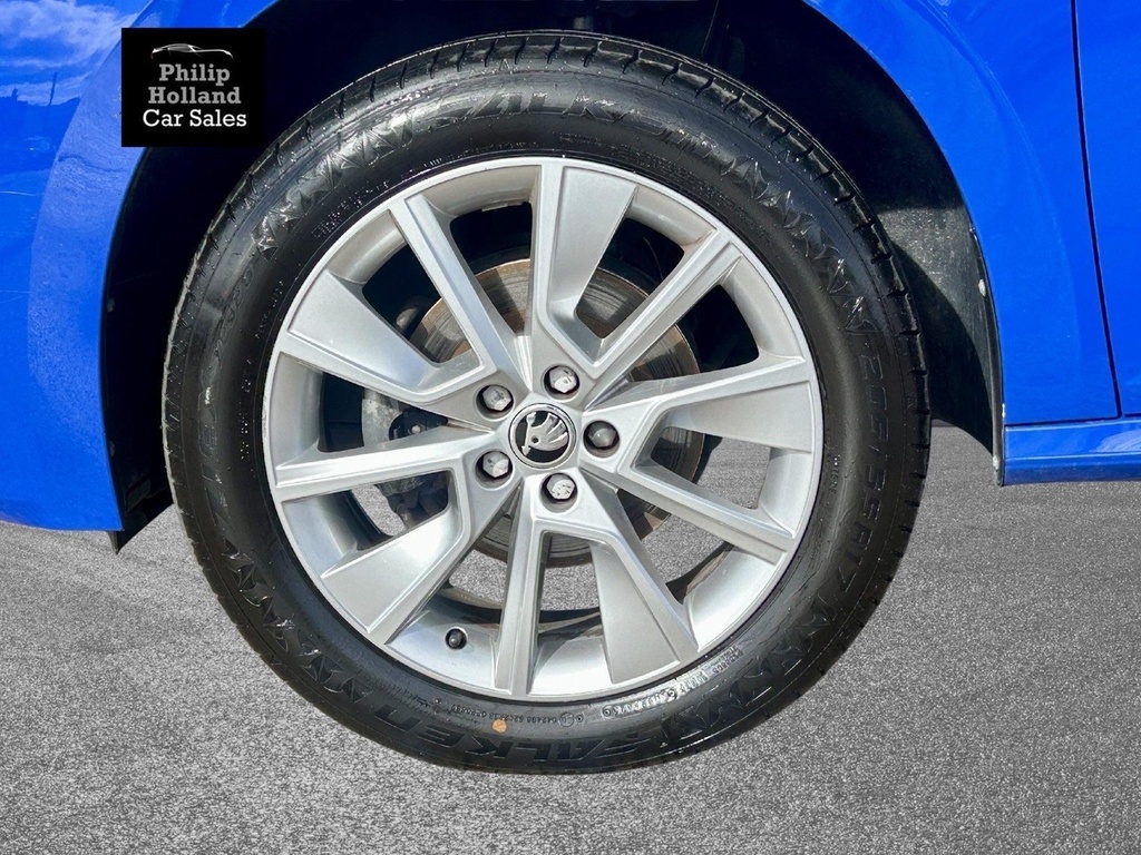 Skoda Kamiq Suv OW72GKX Blue #4