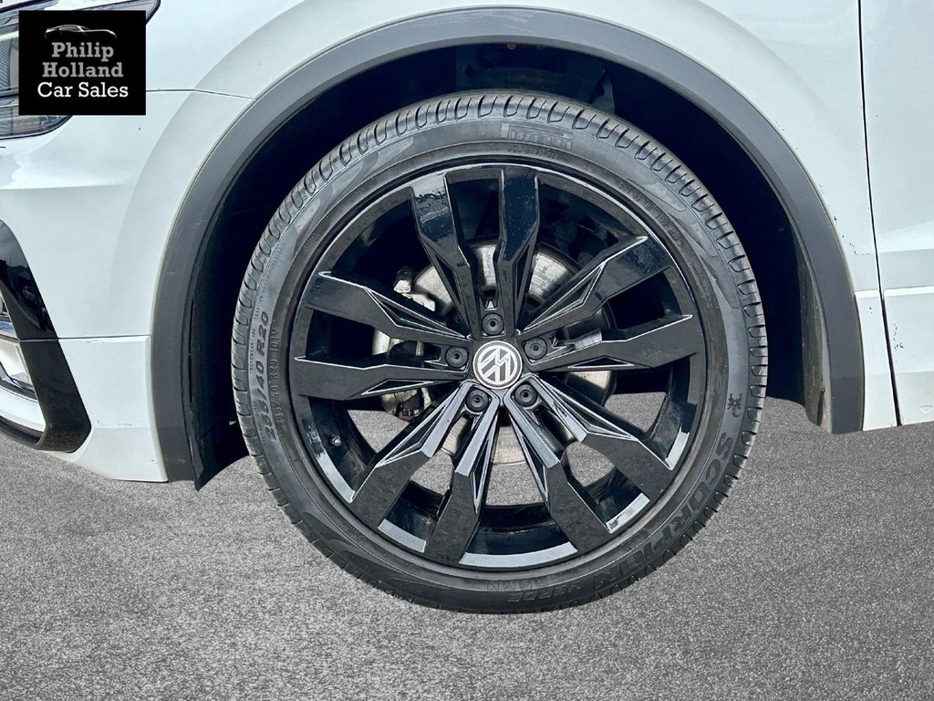 Volkswagen Tiguan Suv SY16VVT White #4