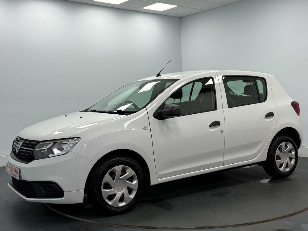Dacia Sandero 1.0 Sce Essential White #2