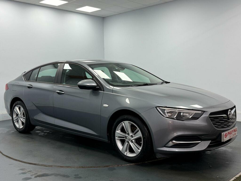 Vauxhall Insignia 1.5T 165 Design Nav Grey