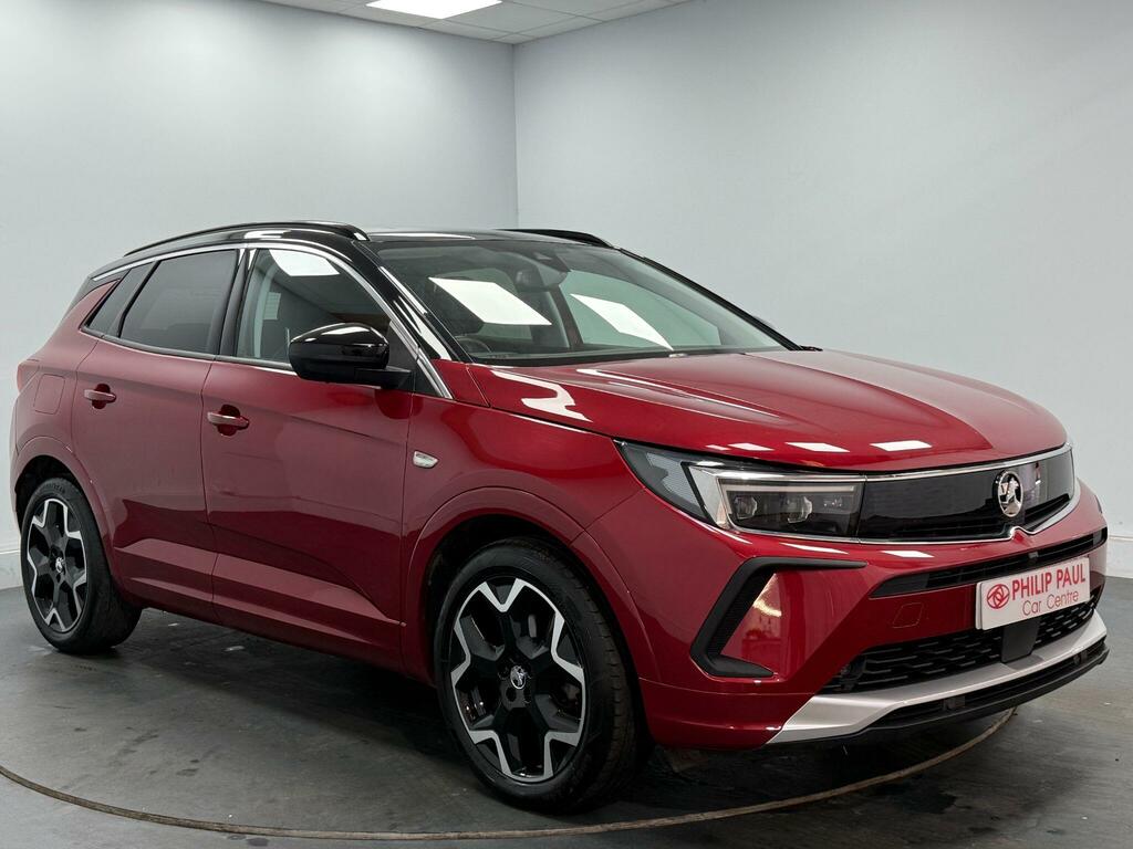 Vauxhall Grandland 1.5 Turbo D Elite Red