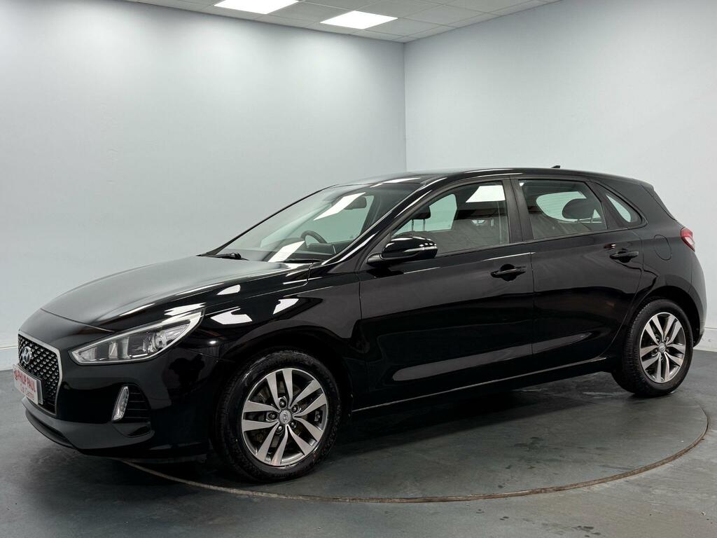 Hyundai I30 1.4T Gdi Se Nav Black #2