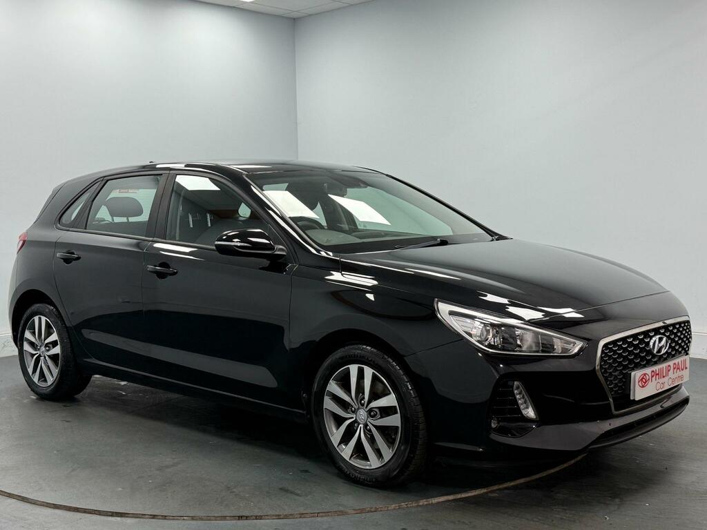 Hyundai I30 1.4T Gdi Se Nav Black