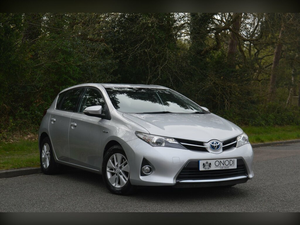 Toyota Auris 1.8 Vvt-h Icon Hatchback Hybrid Cvt Eur Silver