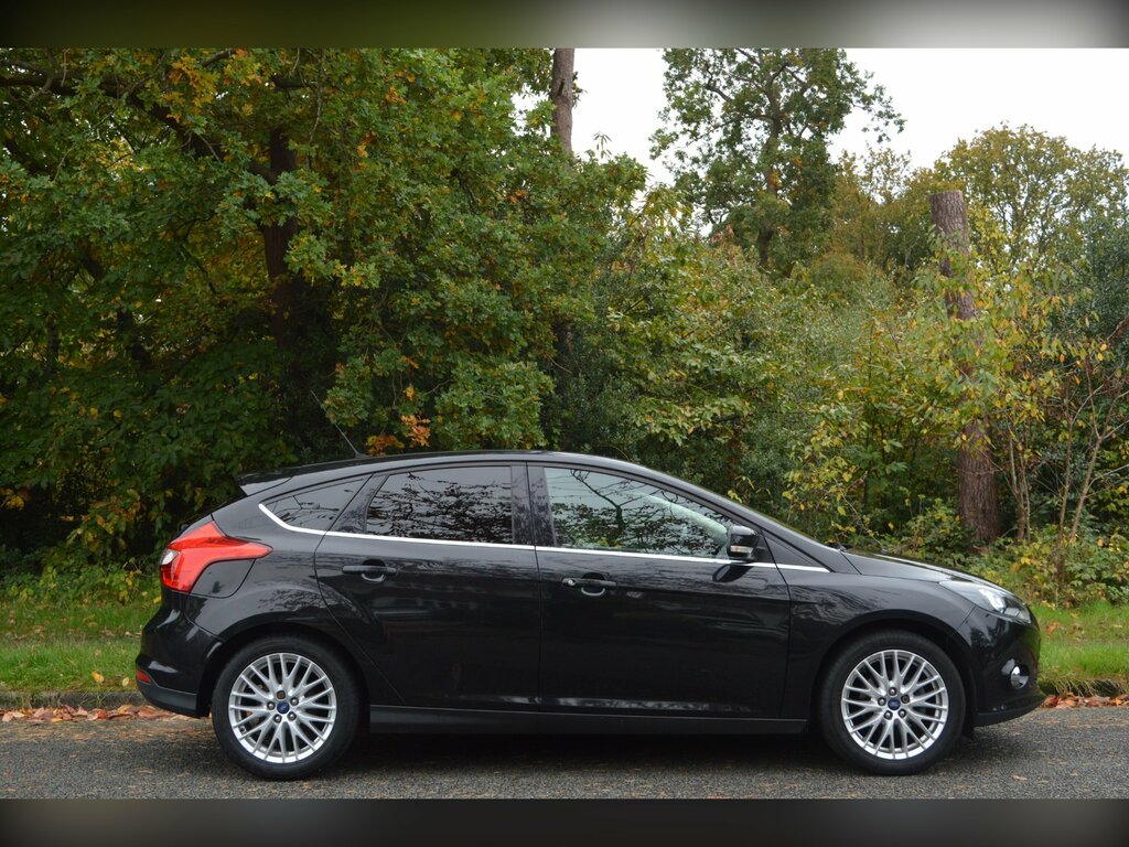 Ford Focus 1.0T Ecoboost Zetec Hatchback Eu MF13NTT Black #3