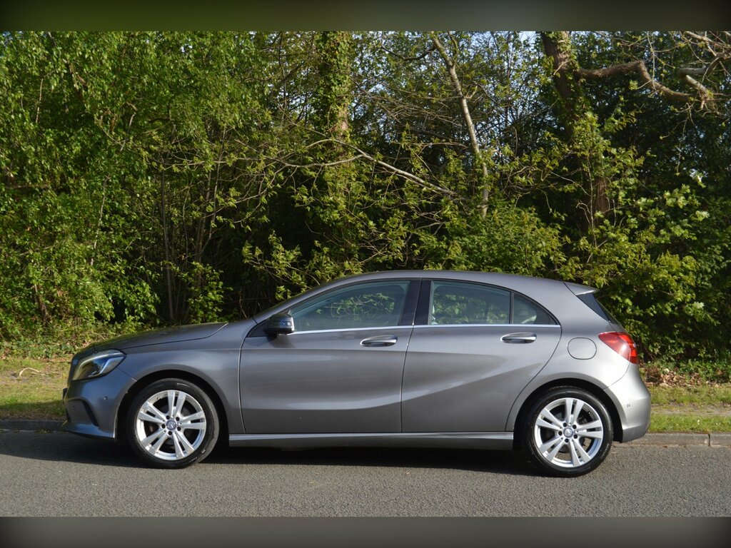 Mercedes-Benz A Class 1.5 A180d Sport Premium Hatchback Man Grey #4