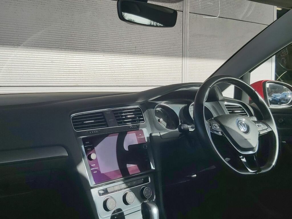 Volkswagen Golf 1.0 Tsi Se 115 Bhp Dsg MGZ8991 Red #6