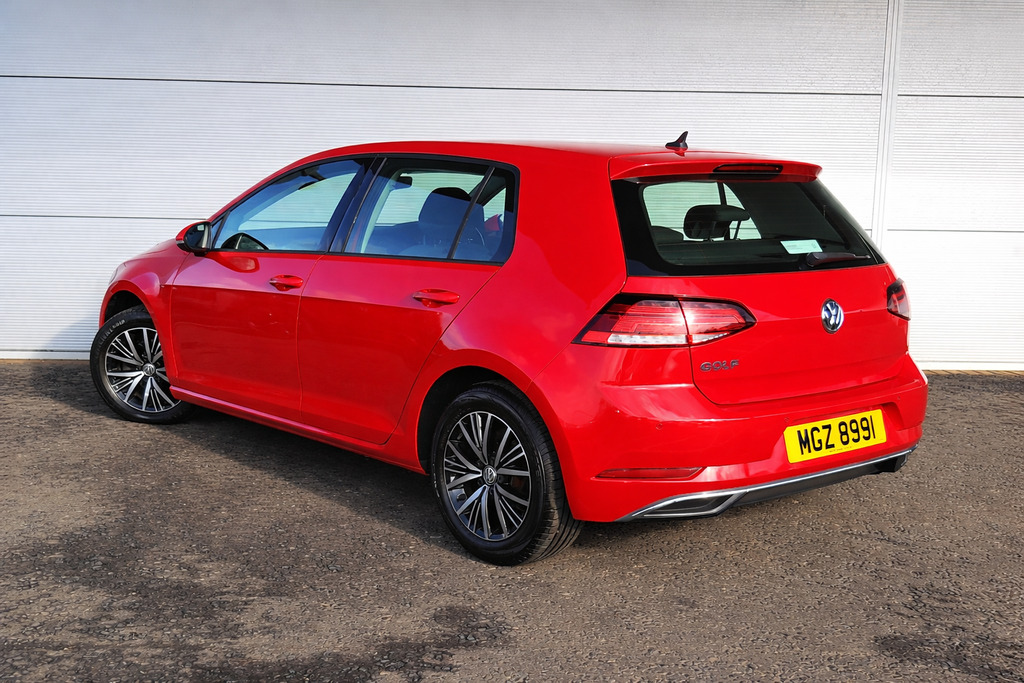 Volkswagen Golf 1.0 Tsi Se 115 Bhp Dsg MGZ8991 Red #5