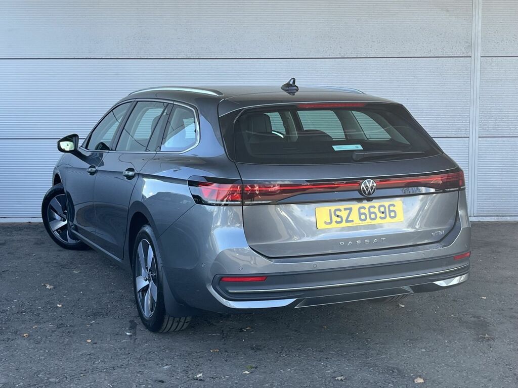 Volkswagen Passat Estate 1.5 Etsi Life 150 Bhp Dsg Grey #5