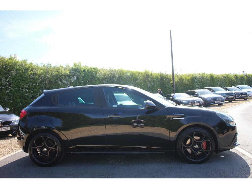 Alfa Romeo Giulietta Hatchback Black #4
