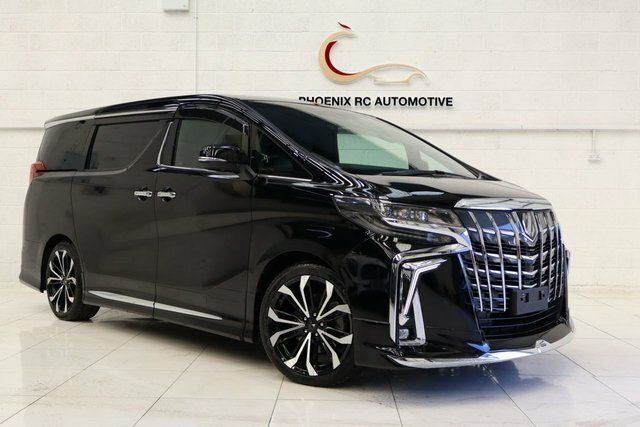 Toyota Alphard 3.5 Executive Lounge Vat Q Black