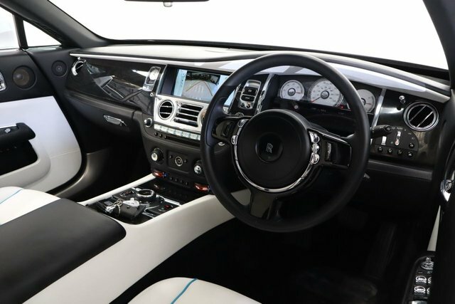 Rolls-Royce Wraith 6.6L 624 Bhp Black #3