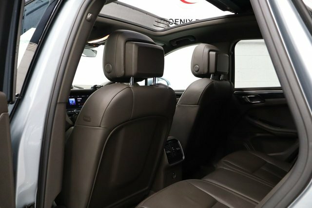 Porsche Macan 3.0T V6 S Suv Pdk 4Wd Euro 6 S S 354 MF19YCM Silver #2