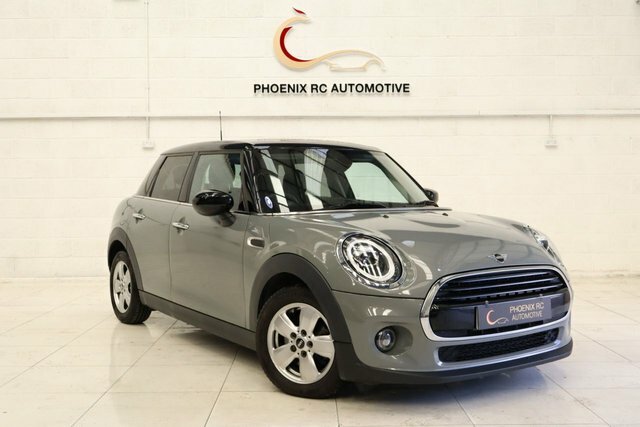 Mini Hatch 1.5 Cooper Classic Hatchback Steptronic Grey