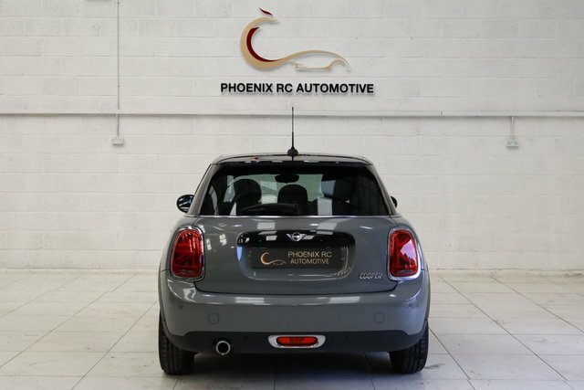 Mini Hatch 1.5 Cooper Classic Hatchback Steptronic YH20XVR Grey #6