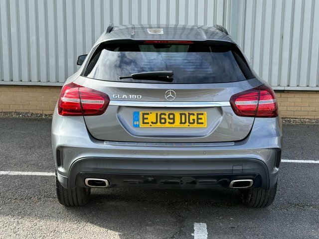 Mercedes-Benz GLA Class Gla180 Amg Line Edition EJ69DGE Grey #5