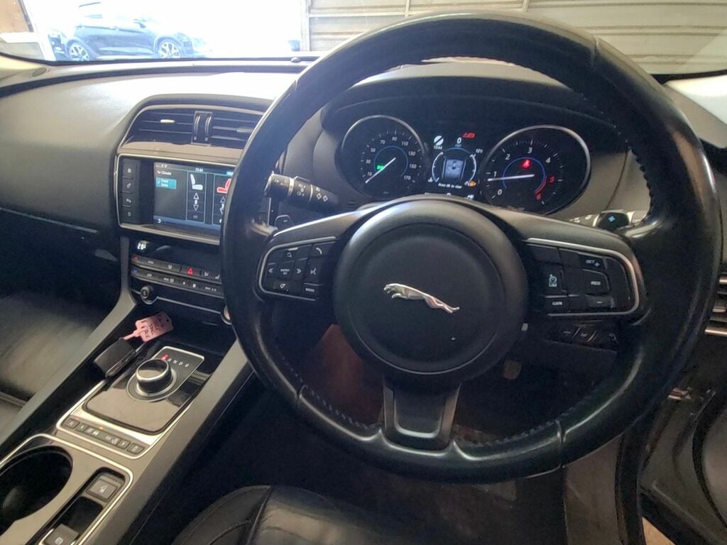Jaguar F-Pace 2.0 D180 Prestige Suv Awd Euro 6 RA16ZGF Silver #4