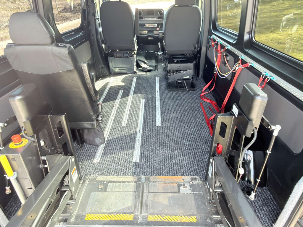 Mercedes-Benz Sprinter Cdi Driver Transfer Wheelchair Accessibl  #6
