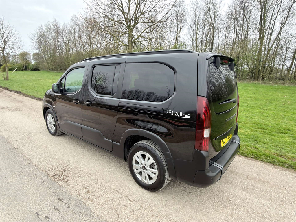 Peugeot Rifter Horizon Lwb XL 5 Seats Wheelchair Accessible Veh  #4