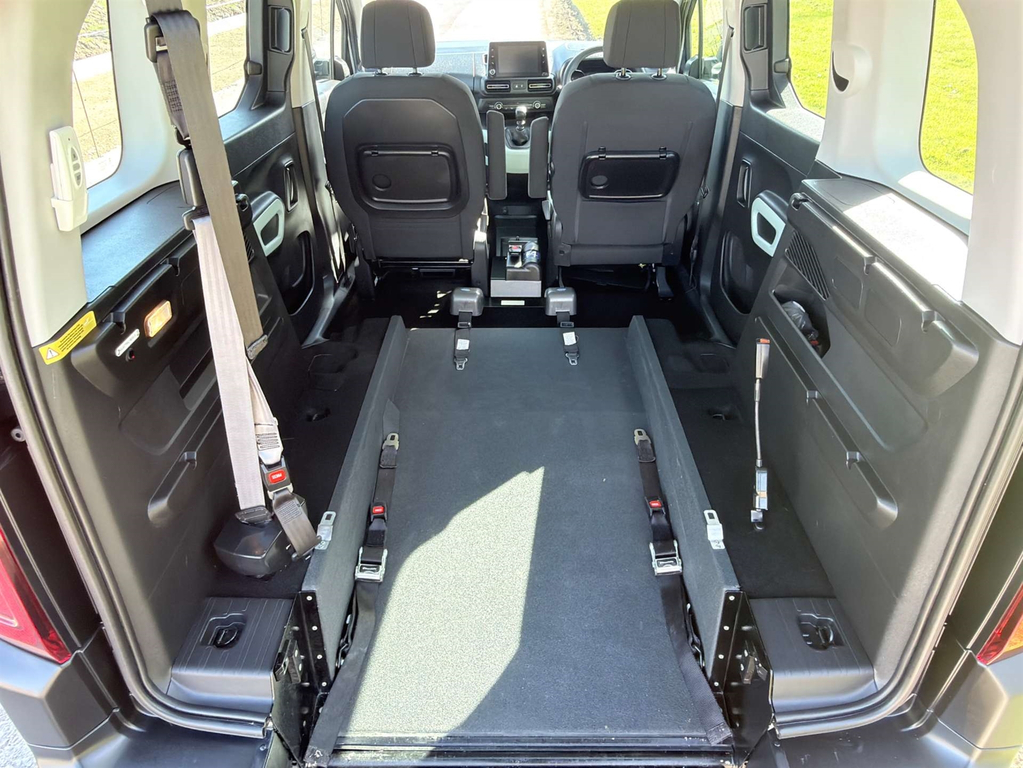Citroen Berlingo Hdi 4,000 Miles Wheelchair Accessible Vehicle Wa  #6