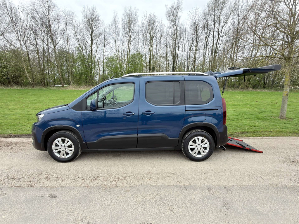 Peugeot Rifter Horizon Hdi Low Miles Wheelchair Accessible Vehi 