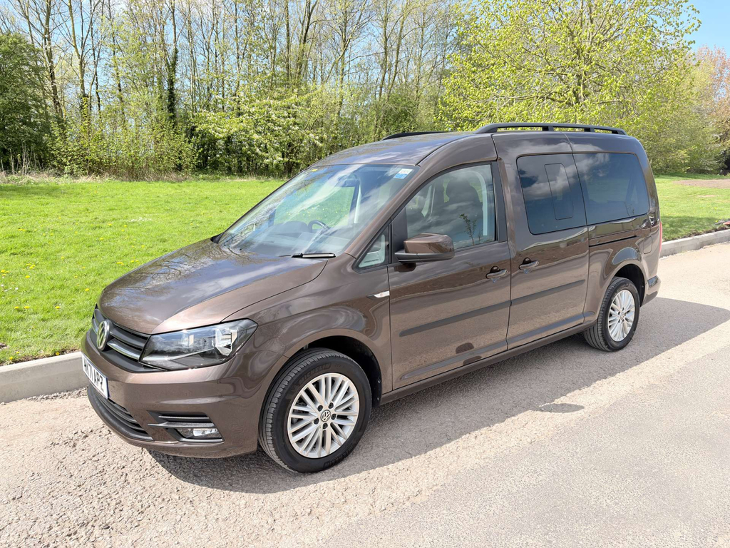 Volkswagen Caddy Maxi Life C20 8,000 Miles Wheelchair Accessible Vehicles W #3
