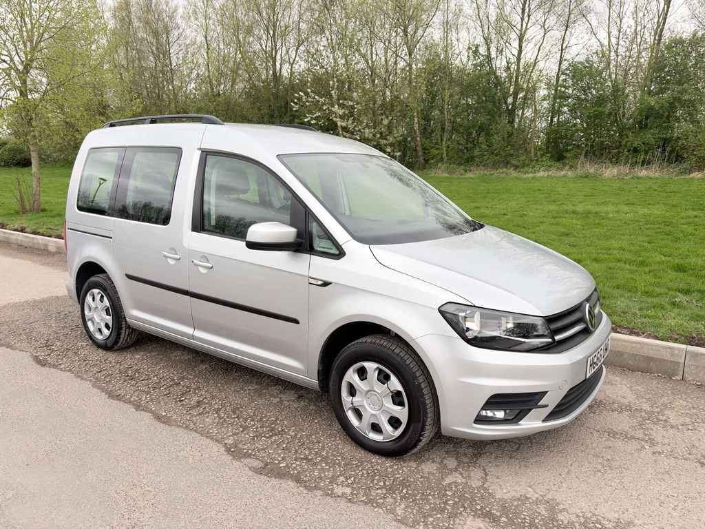 Volkswagen Caddy Life Swb Low Miles Wheelchair Accessible Vehicle Wav  #2