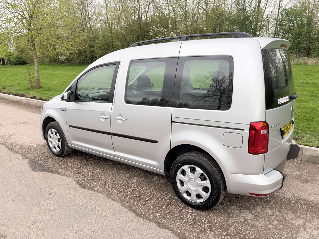 Volkswagen Caddy Life Swb Low Miles Wheelchair Accessible Vehicle Wav  #4