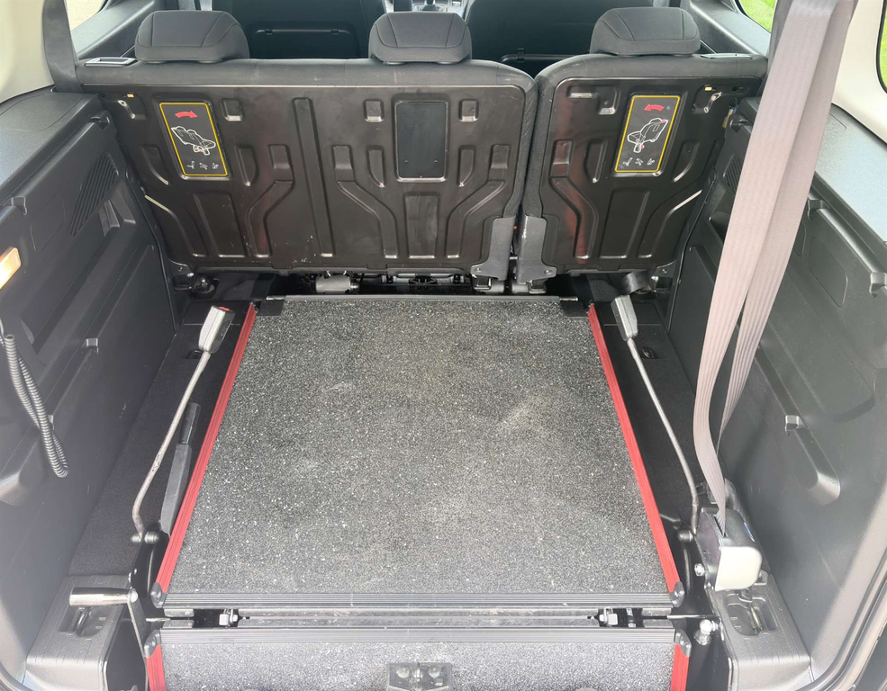 Peugeot Rifter Horizon Hdi 5 Seats Wheelchair Accessible Vehicl SF20HHW  #6